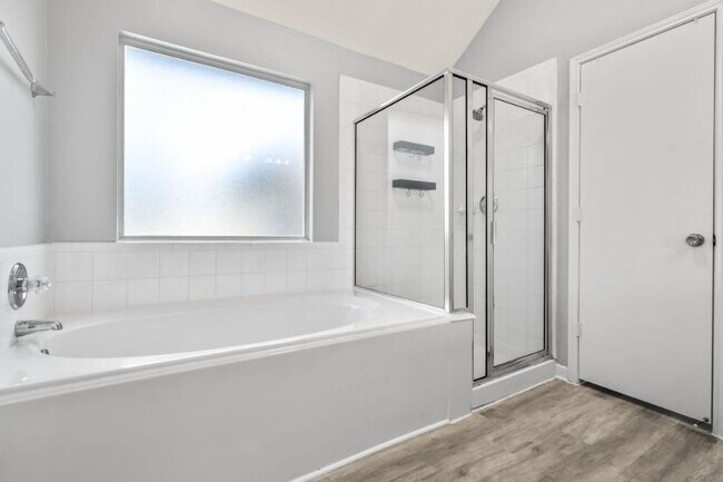 Building Photo - 11838 Sardis Lake Dr