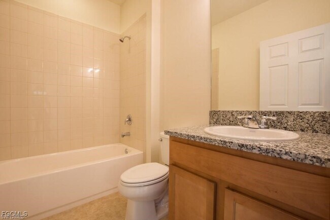 Building Photo - 3005 NW 41st Pl