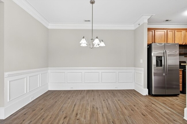 Building Photo - Tons of Upgrade! Beautiful 2 Bedroom, 2.5 Bath Condo in Waterford@ Cary Park, Available Now!