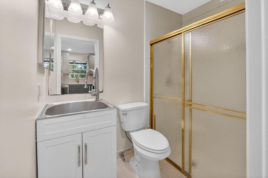 Building Photo - 1751 Banyan Creek Ct