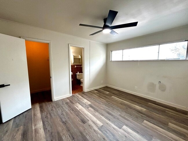 Building Photo - 3304 Tom Green St