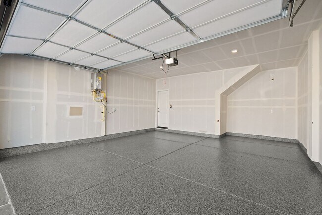 Building Photo - The Birch - - 3 Bedroom, 2.5 Bath single f...