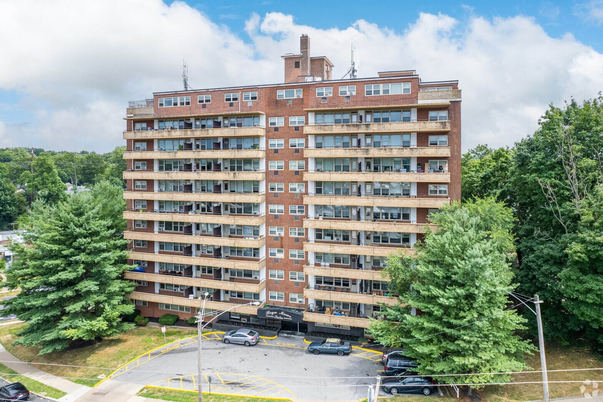 Building Photo - 5102 Lebanon Ave