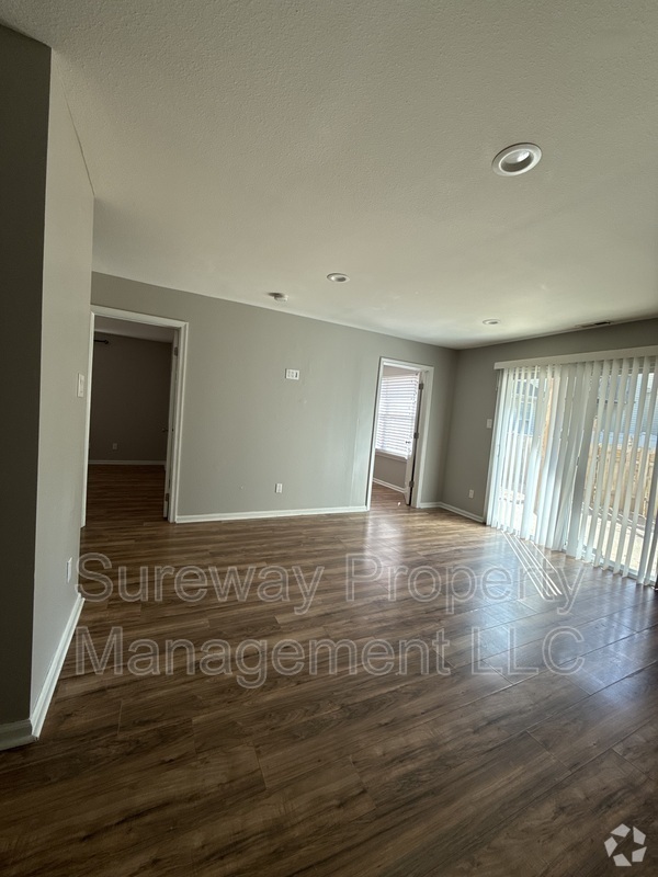 Building Photo - 1091 Tristam Cir