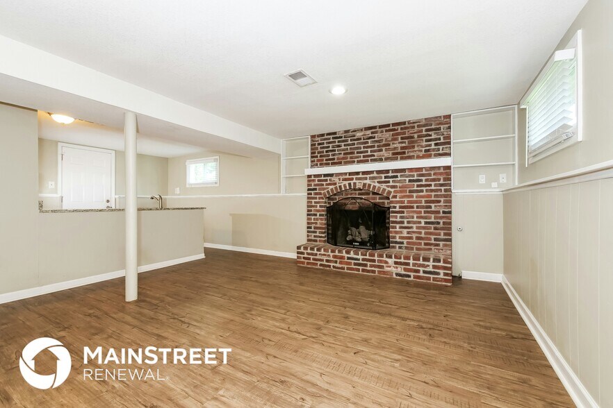 Building Photo - 7106 Ballentine St