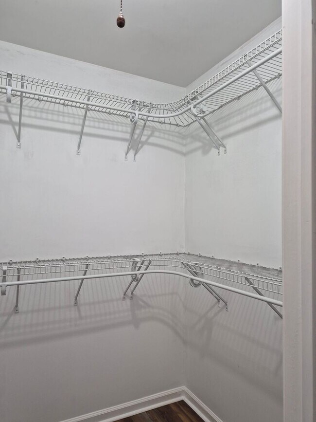 Building Photo - Greenbrier