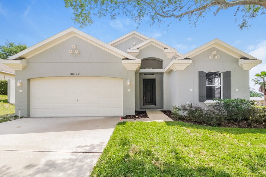 Primary Photo - 25130 Ironwedge Dr