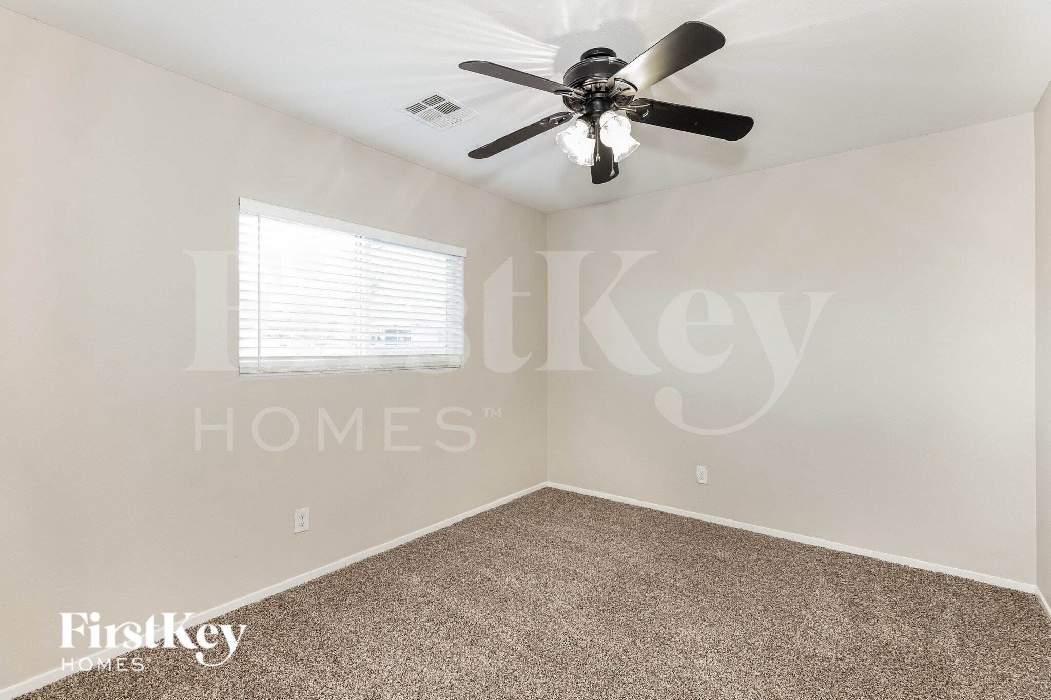 Building Photo - 8297 Oliver Twist Ln