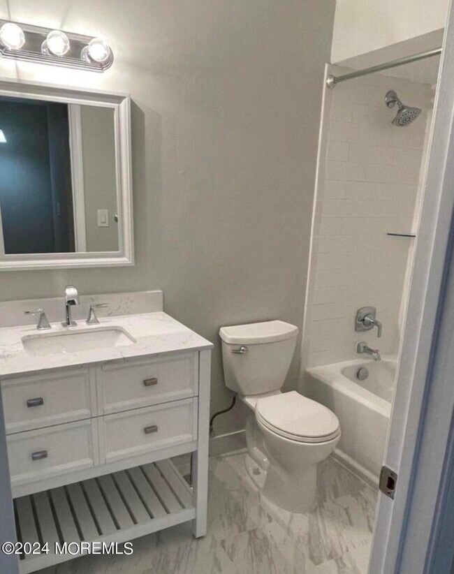 Building Photo - 173 Edinburgh Ct