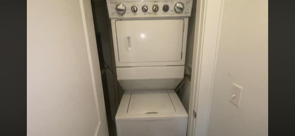 Building Photo - 2534 W Fitch Ave