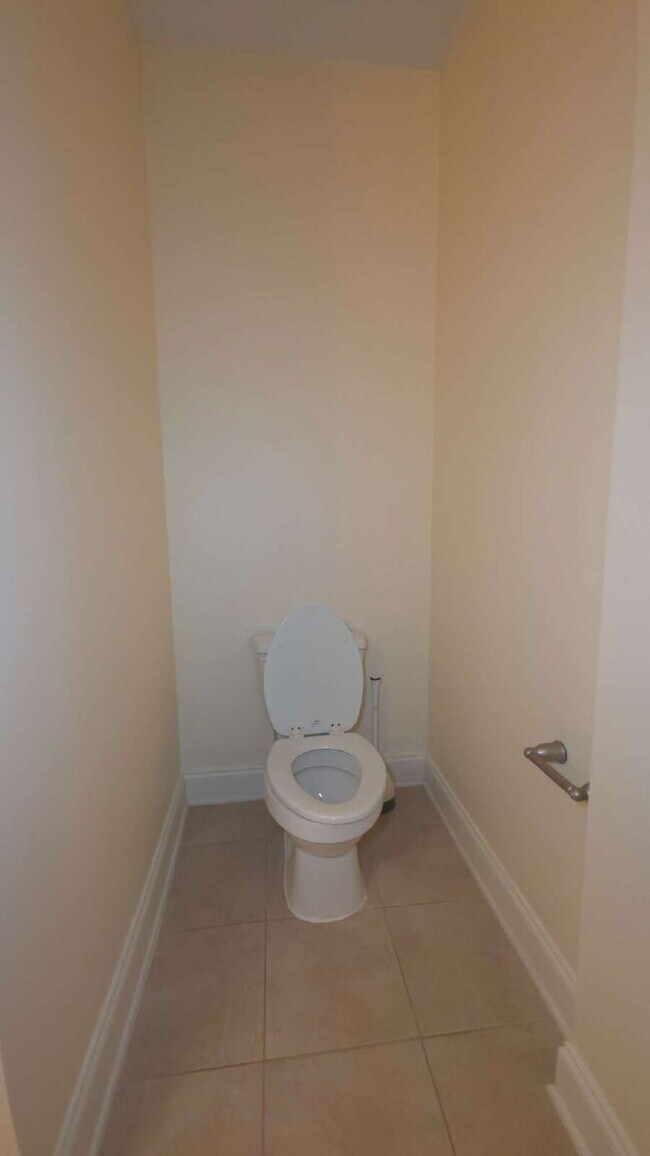 Building Photo - Resort Living. Fort Bragg Close. This is the One.
