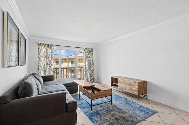 Building Photo - 1515 E Broward Blvd