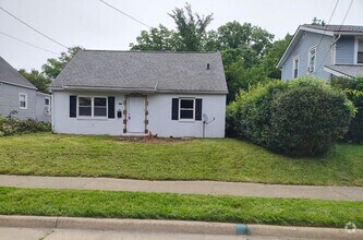 Building Photo - Charming 4 beds 1 bath in Akron!