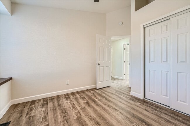 Building Photo - Fully renovated single family home in Cast...