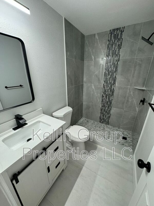 Building Photo - 856 Shirley Ann Trail