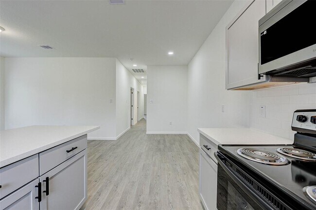 Building Photo - 319 N Carolina St
