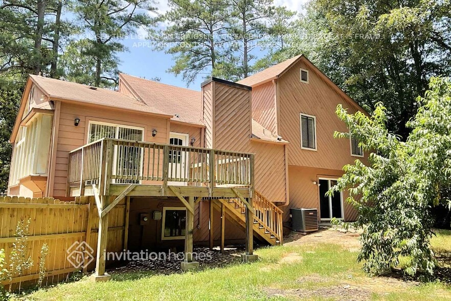 Building Photo - 2648 Spencers Trace NE