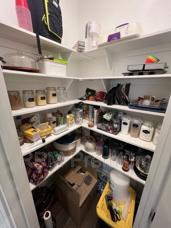 Building Photo - 14401 Sterling Oaks Dr