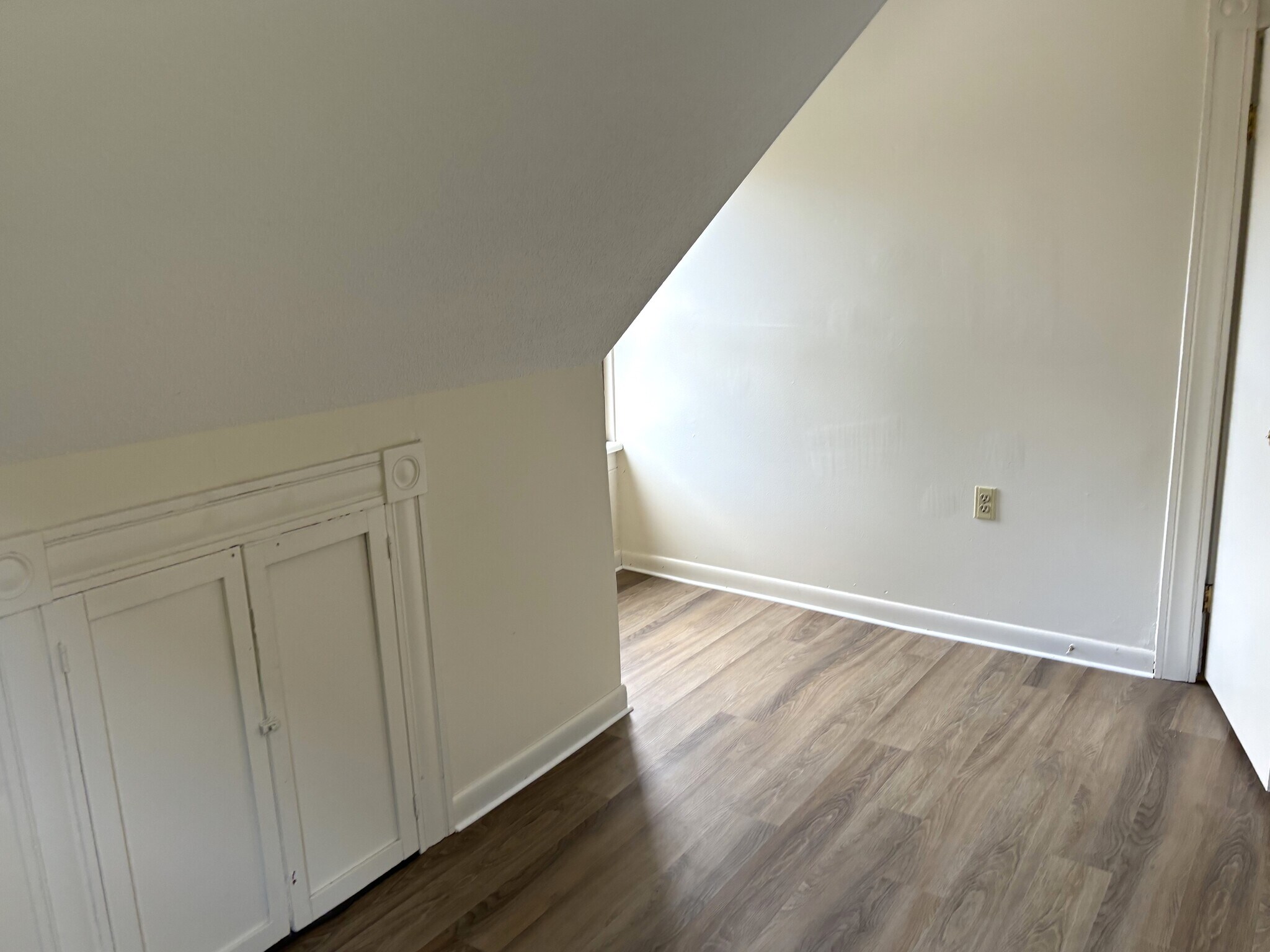 Building Photo - 1310 Stanley St