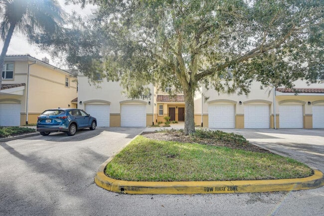 Building Photo - 25 Riverview Bend N