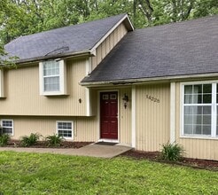 Building Photo - 14228 Robin Rd