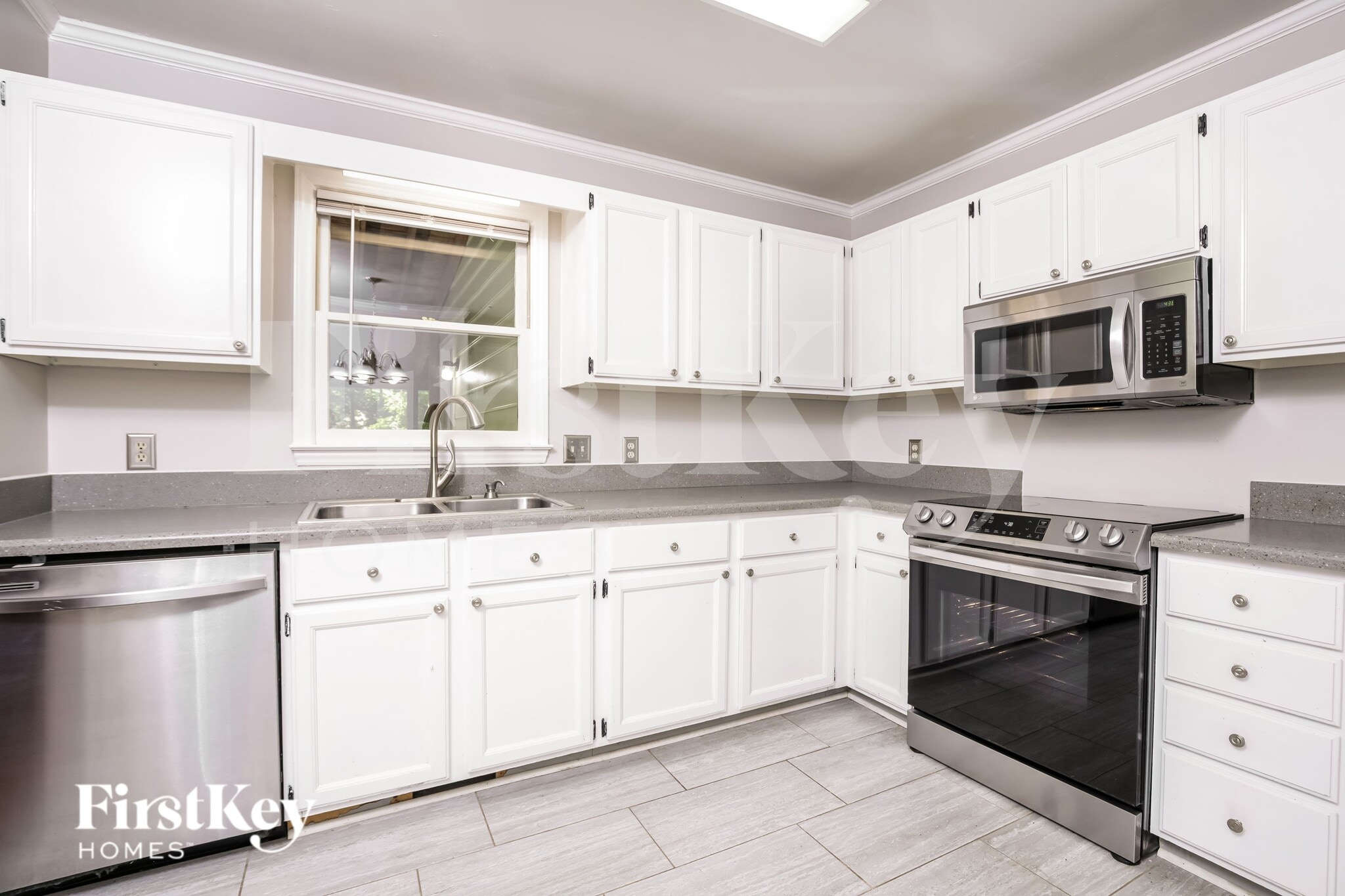 Building Photo - 322 Amherst Creek Dr