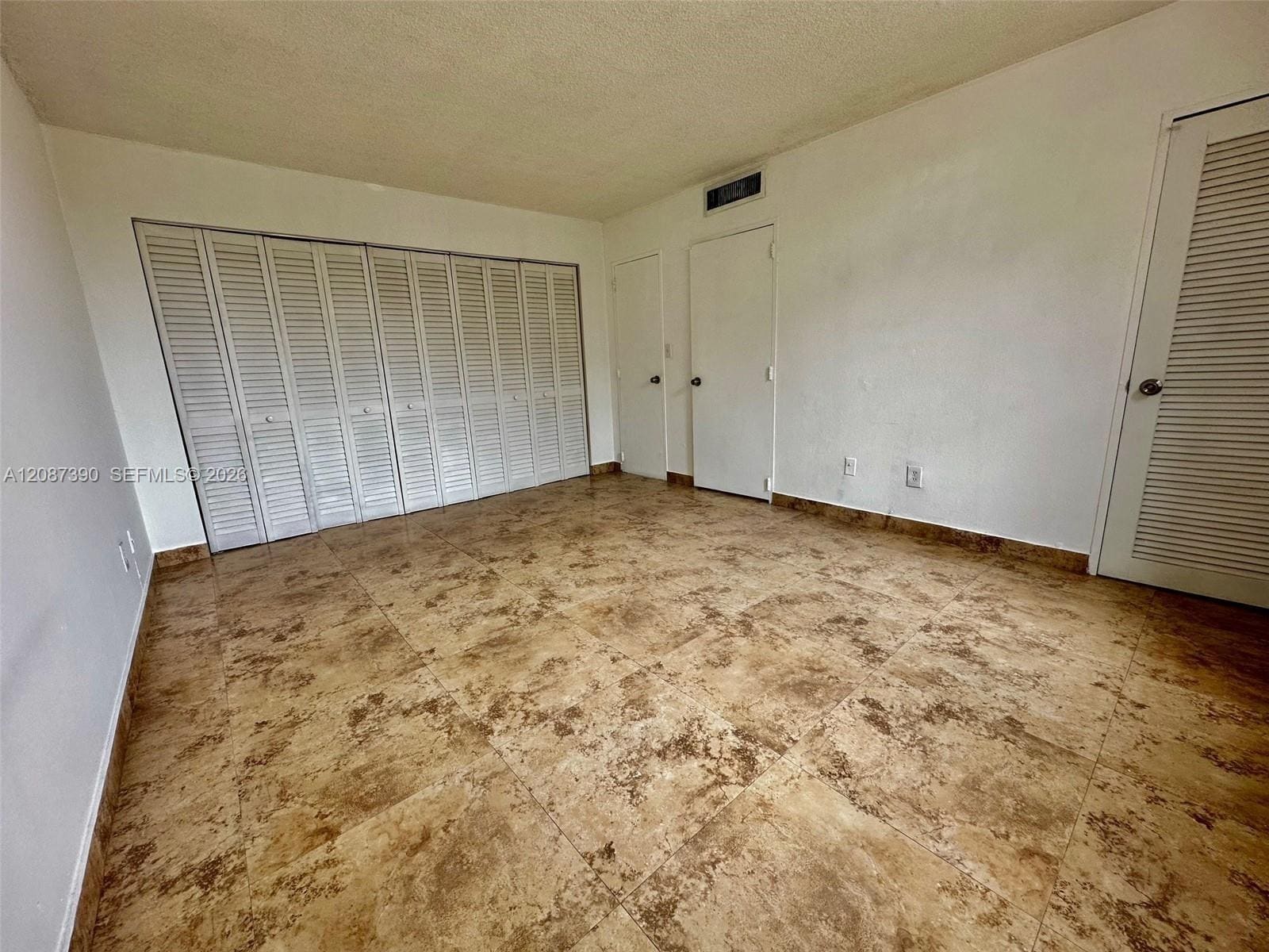 Building Photo - 4540 NW 79th Ave