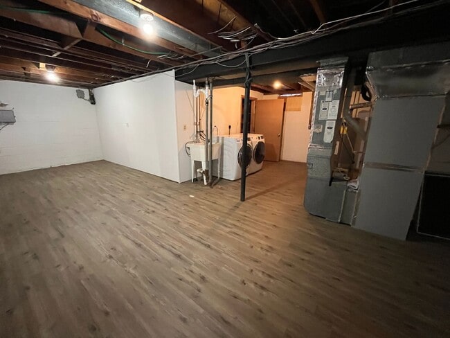 Building Photo - 8308 Whitman Dr