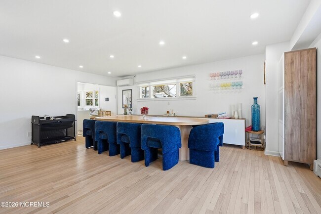 Building Photo - 227 Chatham Ave