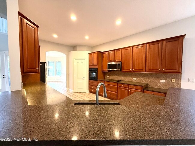 Building Photo - 3589 Sir Rogers Ct