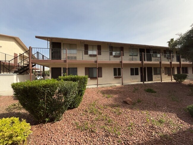Building Photo - Cozy one bedroom 1 bath condo