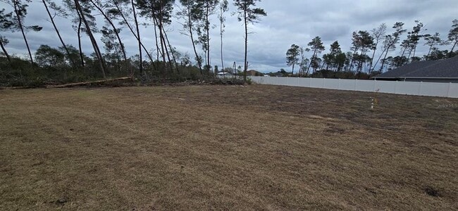 Building Photo - 10715 SW 41st Ave