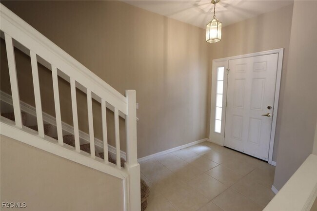 Building Photo - 1172 Oxford Ln