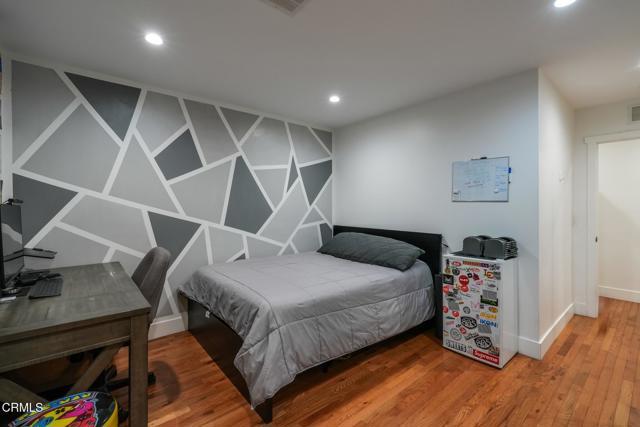 Building Photo - 4703 Oakwood Ave