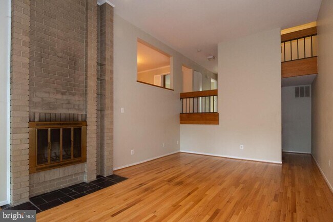 Building Photo - 11768 Indian Ridge Rd