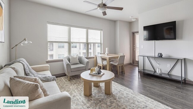 Building Photo - 650 S Main St