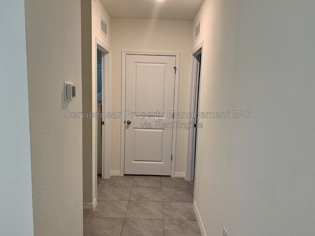 Building Photo - 33997 Jasper Stone Dr