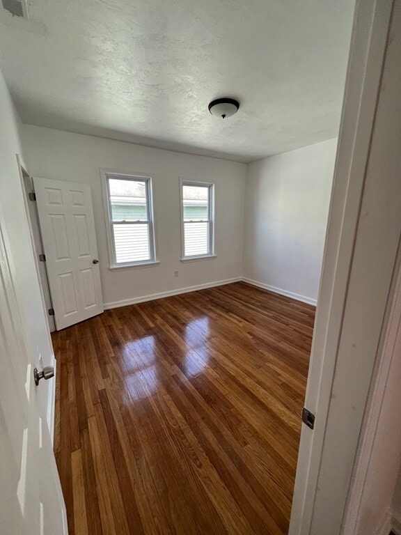 Building Photo - 40 Tennis Rd