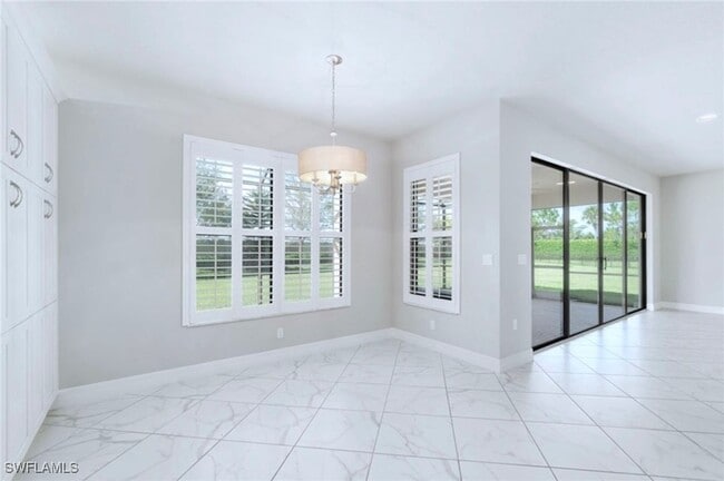 Building Photo - 4171 Crescent Ct