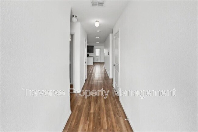 Building Photo - 14421 Artisan Dr