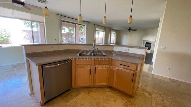 Building Photo - 6814 W Lariat Ln