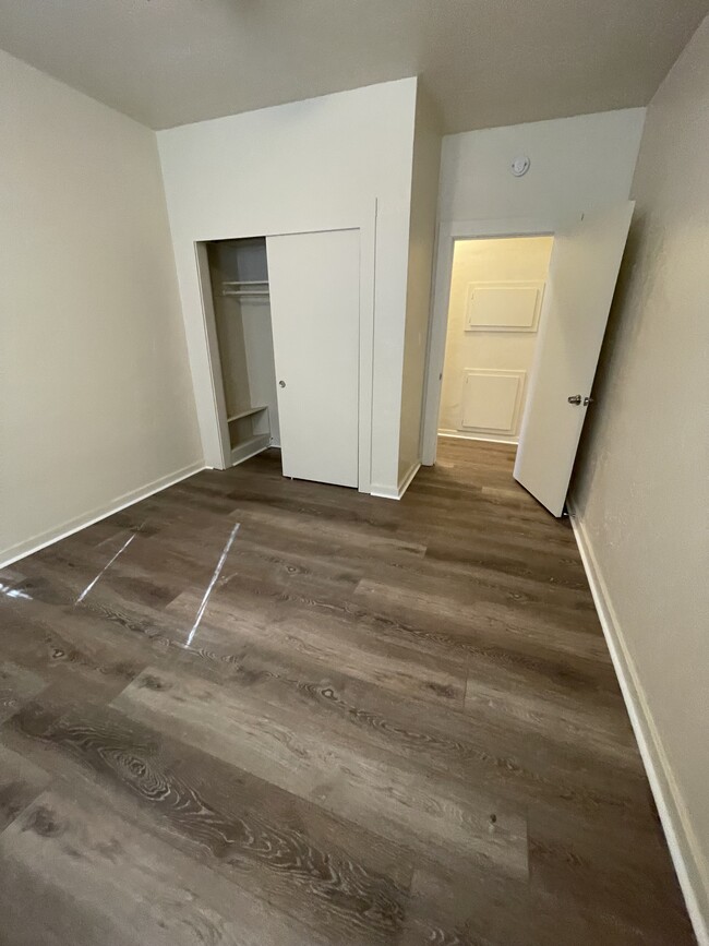 Building Photo - 1316 H St