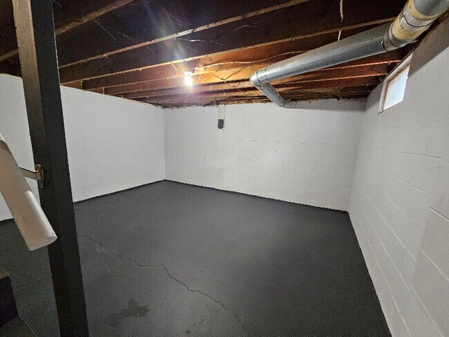 Building Photo - 189 Park Ave