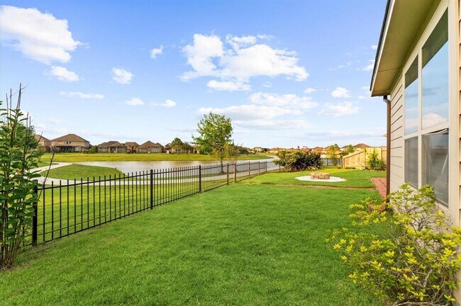 Building Photo - 9415 Vista Falls Ct