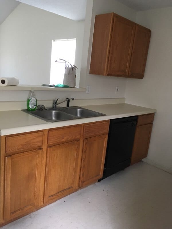 Building Photo - 5339 Ponderosa St.