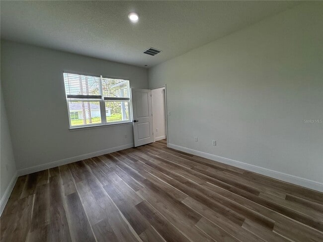 Building Photo - 5221 SW 115th Loop