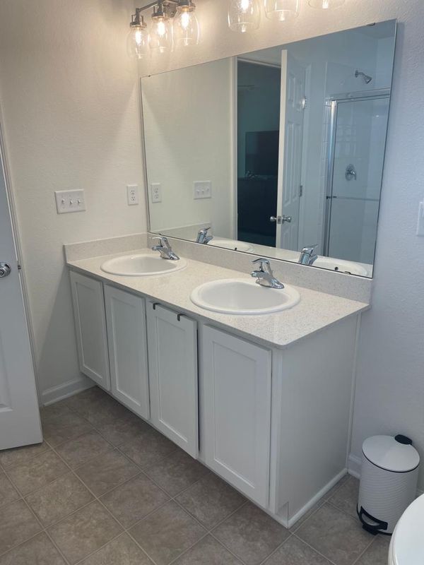 Building Photo - 9721 Tandem Ct