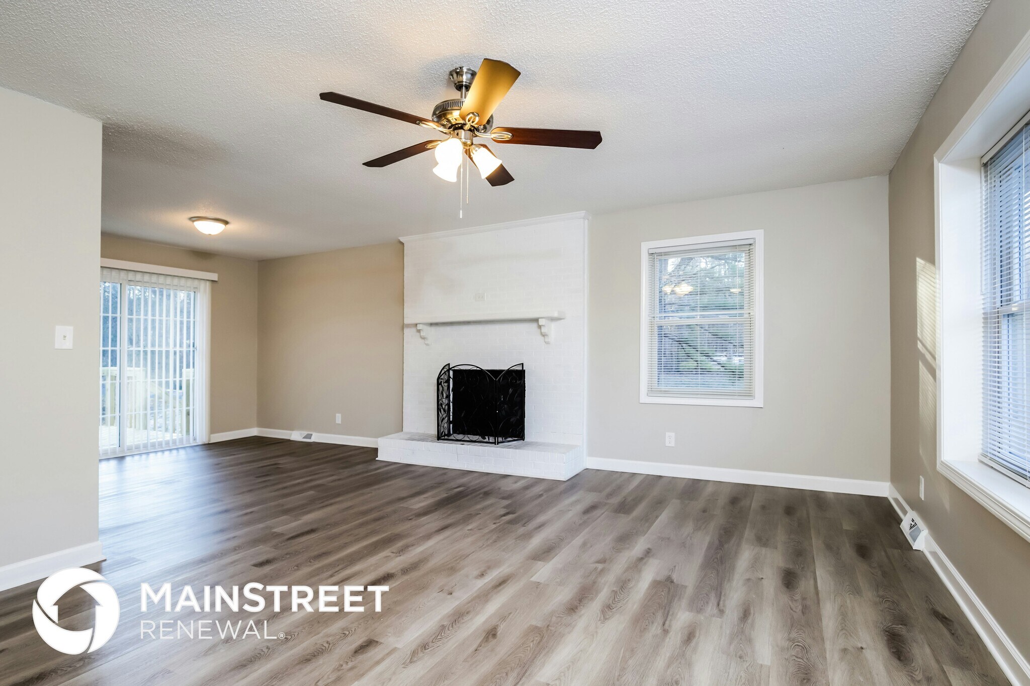 Building Photo - 258 Shallowbrook Dr