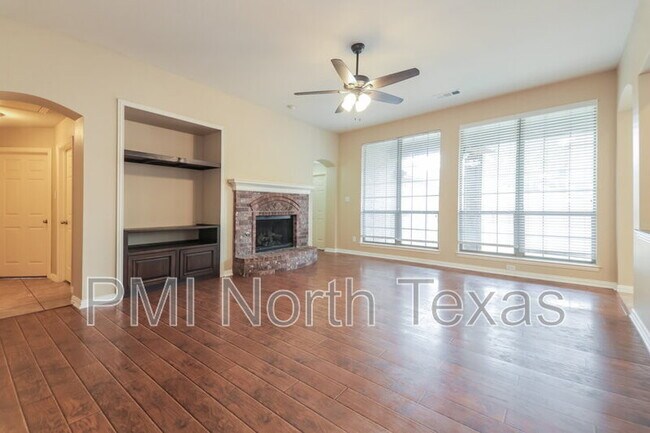 Building Photo - 2677 Pine Trail Dr