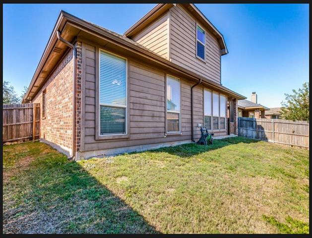 Building Photo - 10924 Braemoor Dr
